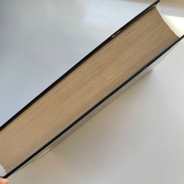 Затмение. Стефани Майер. АСТ, 2010. 635 страниц. 3 книга Сумерки.