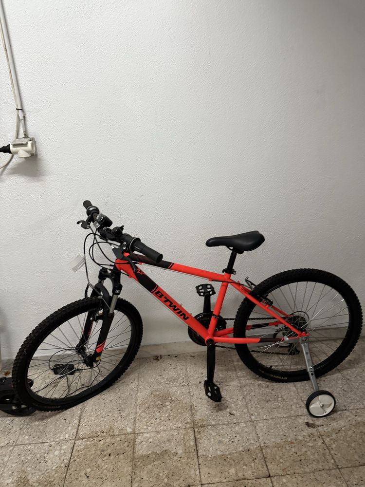 Bicicleta BTWIN Aro 24 NOVA – Nunca Usada, com Selo!