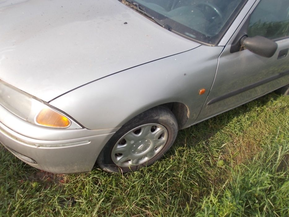 Rover 200, 214,benzyna 1,4 16V,przeznaczony na części,srebrny,5 drzwi