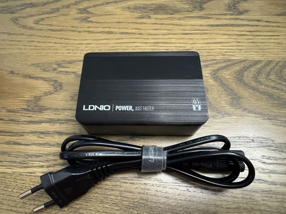 Зарядний пристрій LDNIO 65w 4 порти