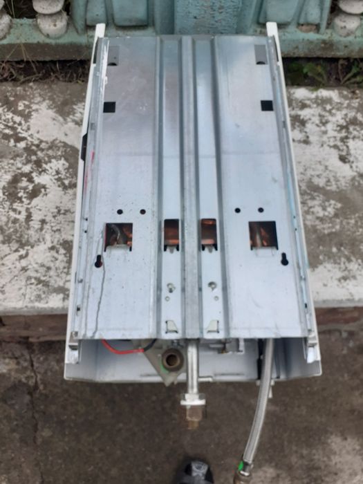 Газова колонка BOSCH під ремонт