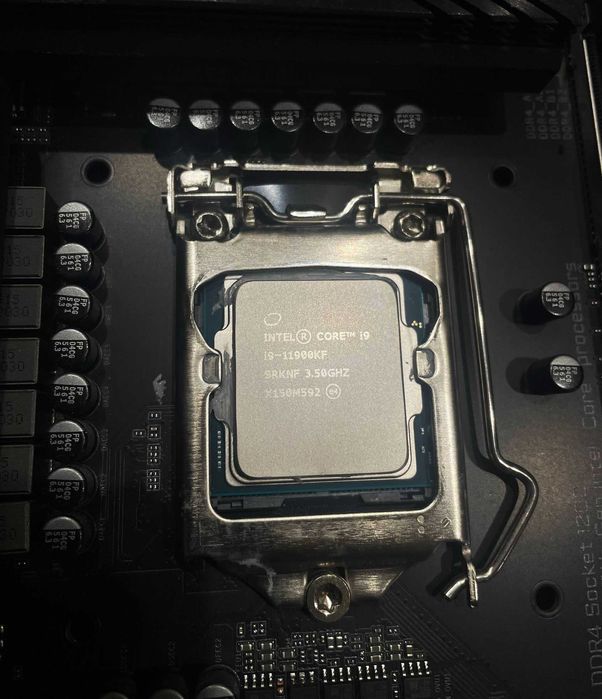 КОМПЛЕКТ Материнська плата і процесор Intel Z590 + 11900KF | ВЖИВАНЕ |