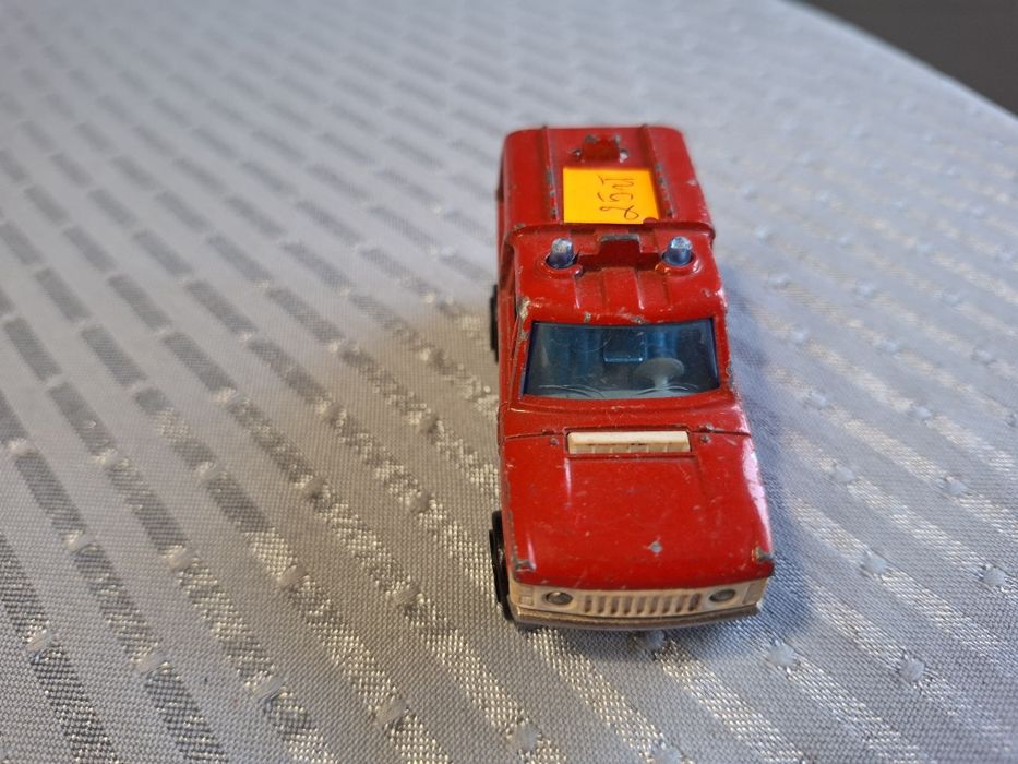 Majorette model samochodu skala 1:64
