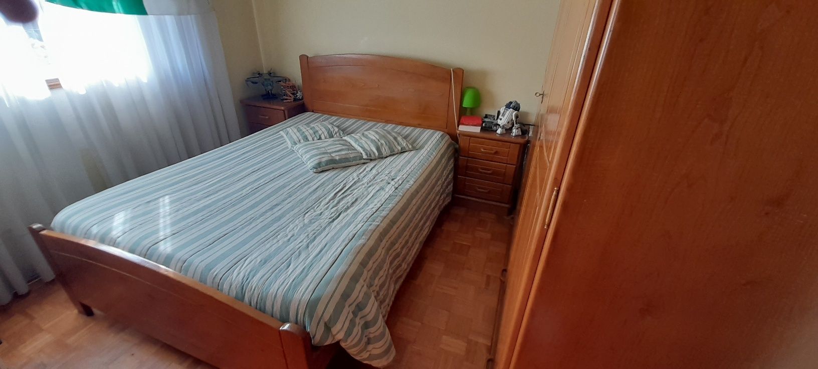 Quarto de Casal madeira maciça