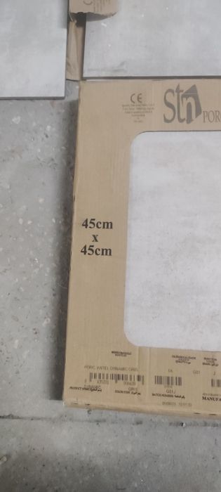 Vendo caixa azulejo pavimento