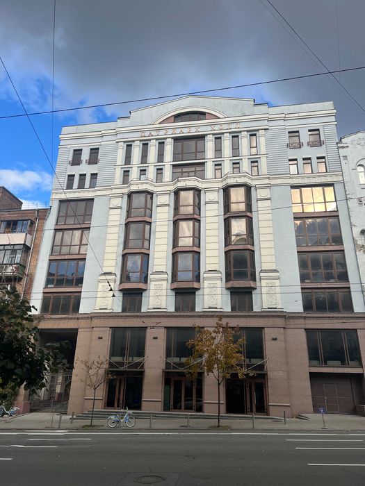 Продаж приміщення  в центрі Києва -  Саксаганського 78-80