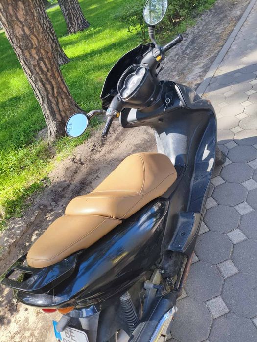 Продам ямаха маджесті 150 м3