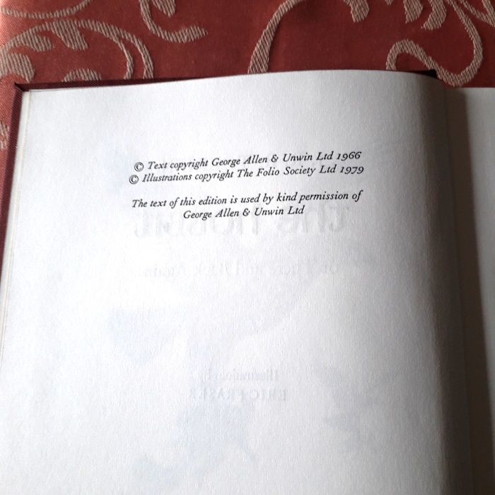 J R R Tolkien - Hobbit - Folio Society Edition Slipcase 1979