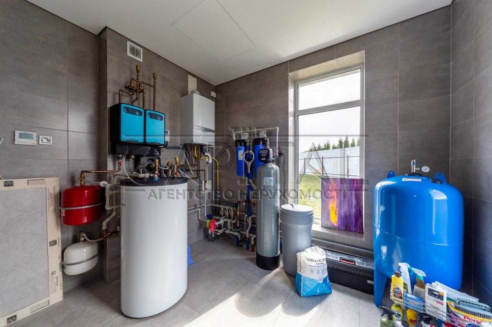 Продаж котеджу hi-tech 260 м2 Березівка Київська обл., купити будинок,