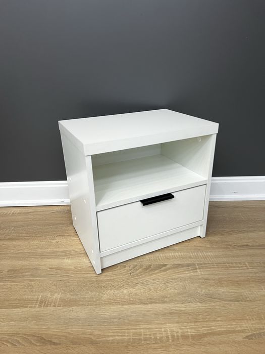 Тумба приліжкова / комод / нічний столик