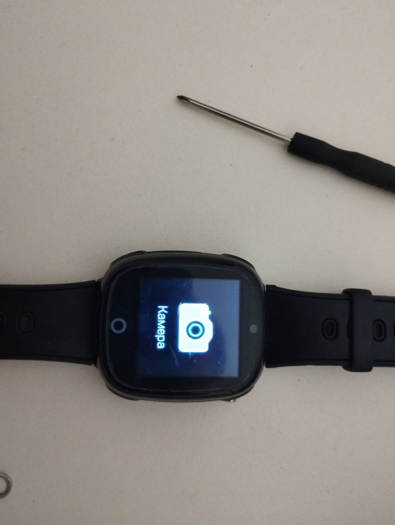 Дитячий смарт годинник з сім картою та gps HW11