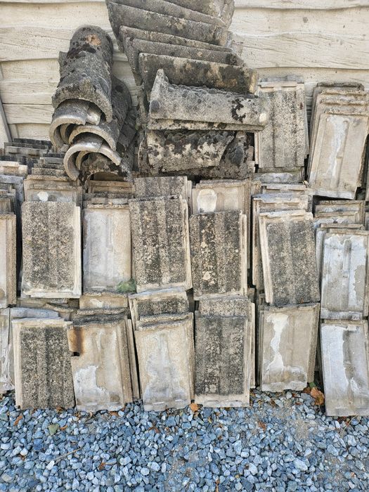 Sprzedam dachówkę cementowa z rozbiórki dachu