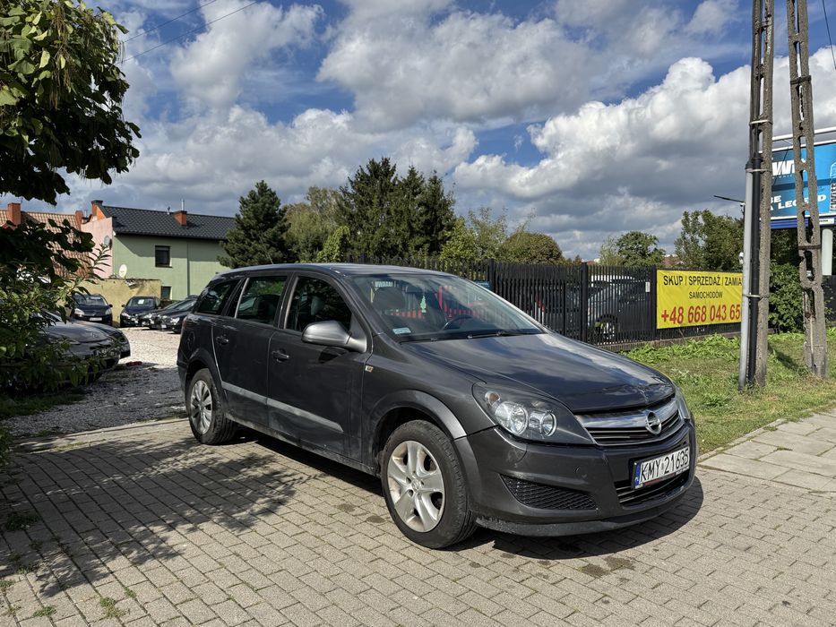 Opel Astra 1.6 benzyna 2011r - ZADBANA - Raty - Dostawa pod DOM
