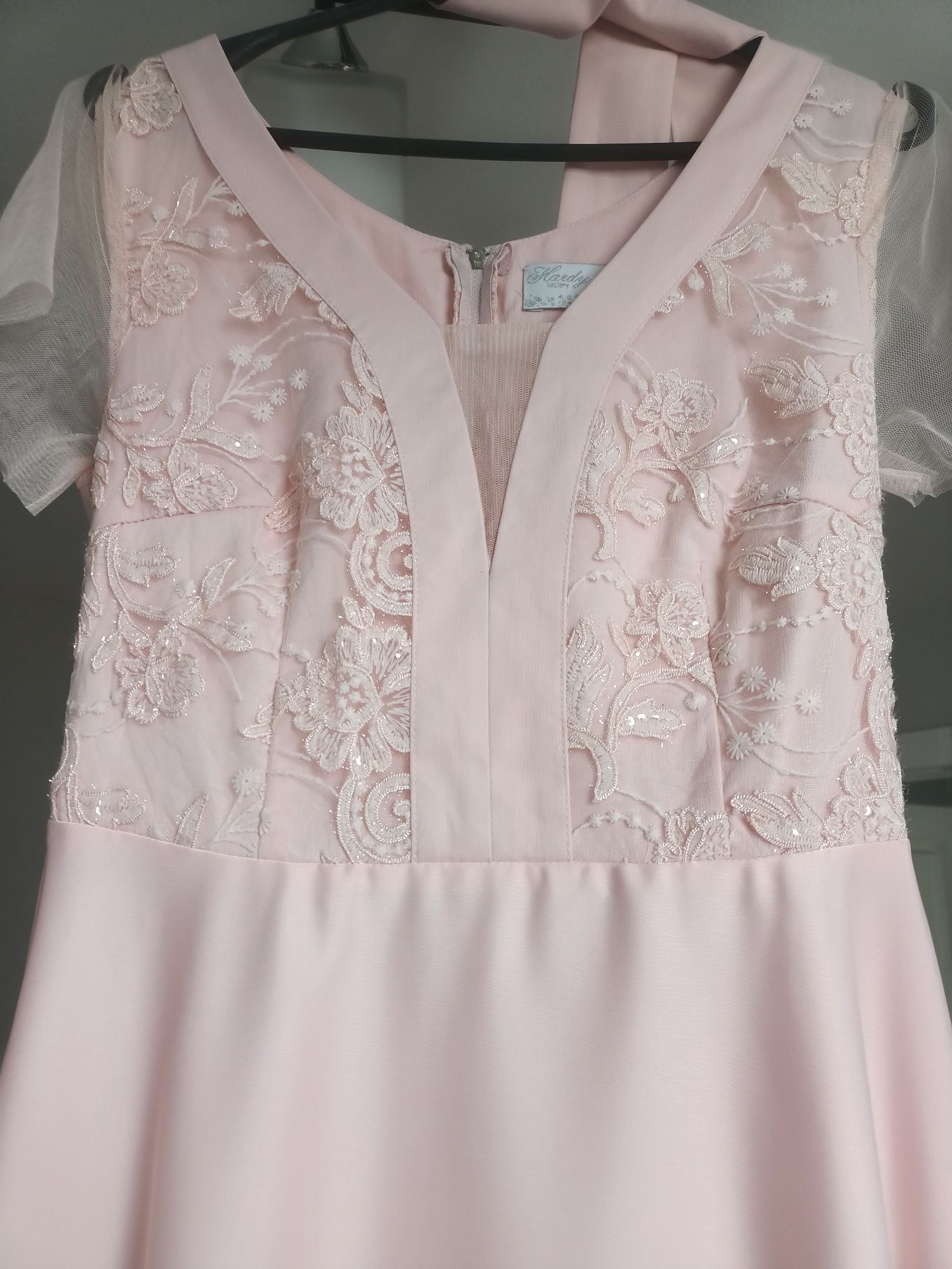 Сукня святкова міді, ніжно рожевого кольору