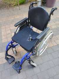 Wózek inwalidzki krzyżakowy oparcie przeciwodleżynowe profilowane jay3
