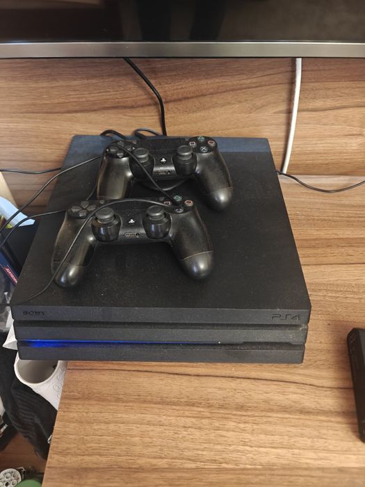 Play Station Ps 4 pro 1 tb
