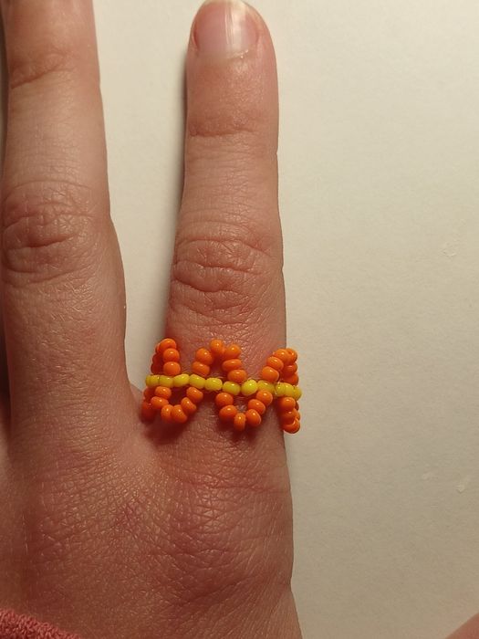 Каблучка з бісеру