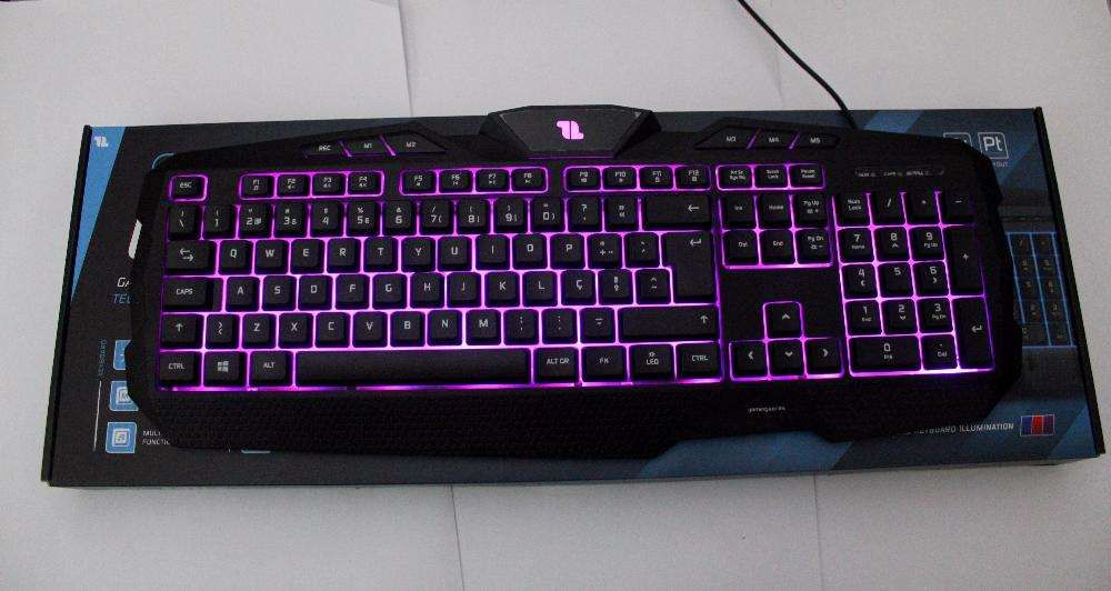 Teclado Gaming iluminação NOVO