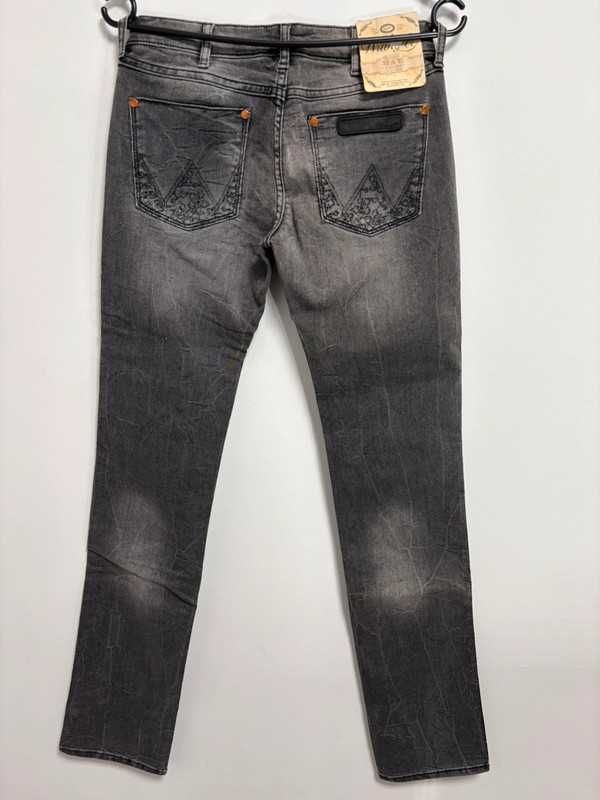 Wrangler MAE W26 L34 Damskie Jeansy Czarne Straight