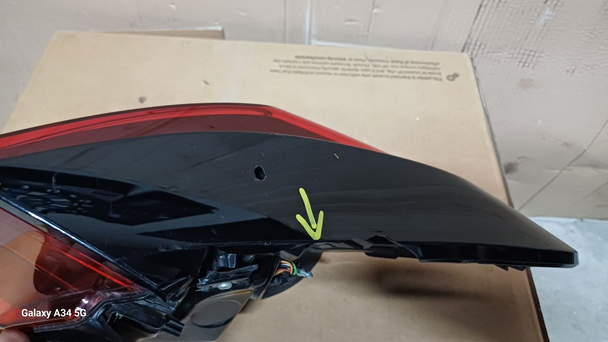 Lampa tylnia lewa toyota c-hr lift led 21r