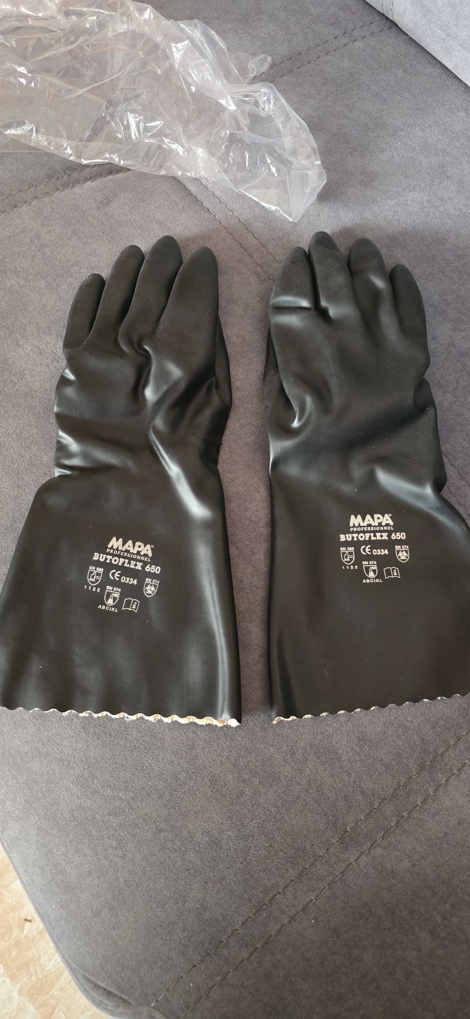 Rękawice chemiczne Mapa Professional Butoflex 650 czarne