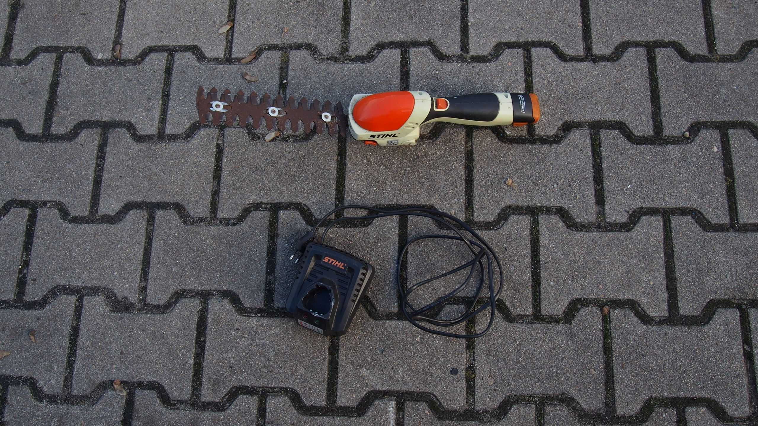 STIHL Hsa 26 Nożyce aku Akumulatorowe