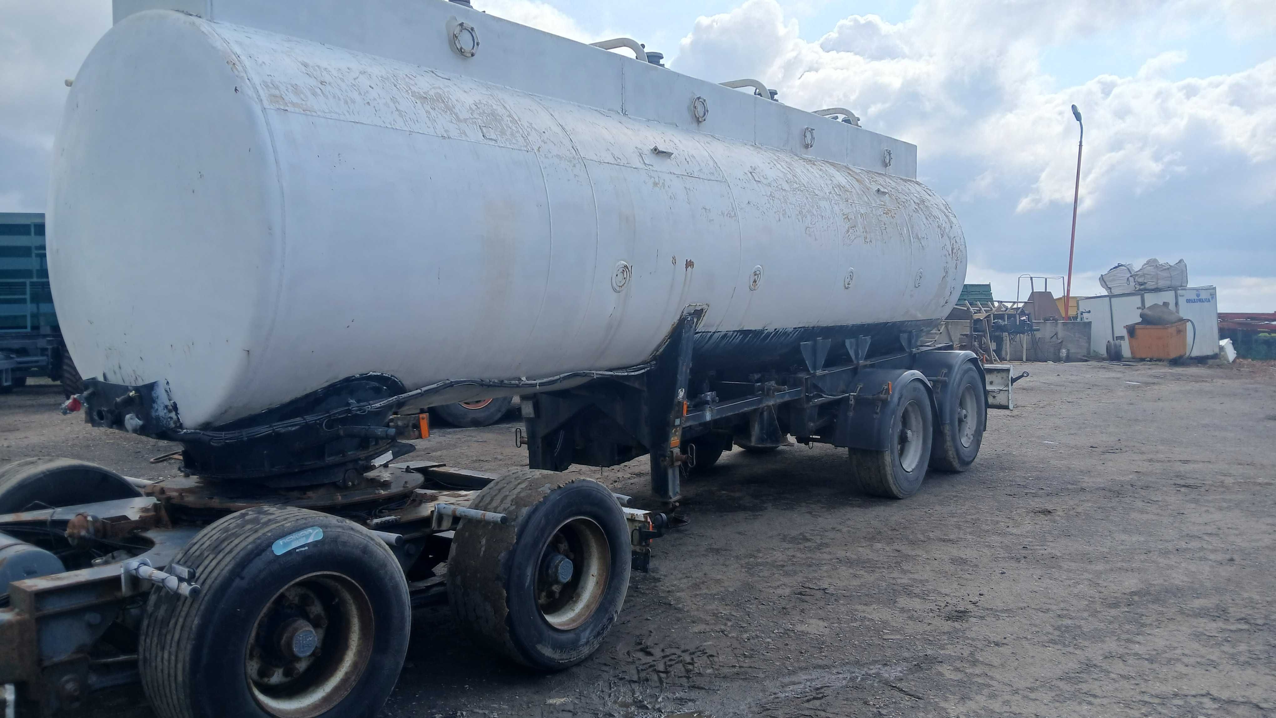 Cysterna 22000L zbiornik stalowy wozek dolly