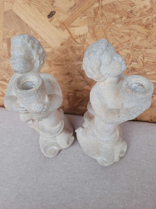 Conjunto de anjos de pedra maciça com apoio para velas da marca gestos