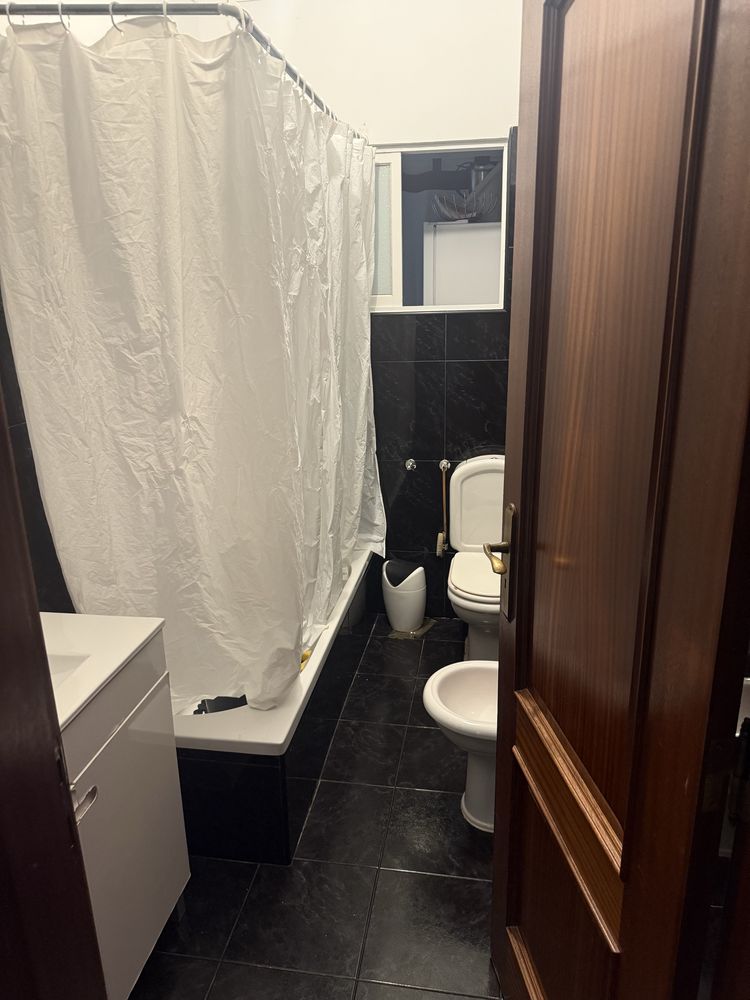 Aluguer quarto Cacém Rua olival