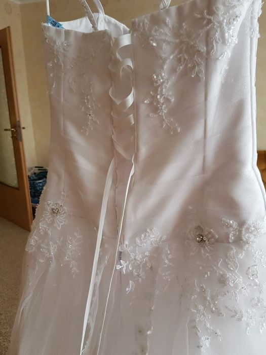 Suknia ślubna roz 38-40 po czyszczeniu szanowna stan bardzo dobry