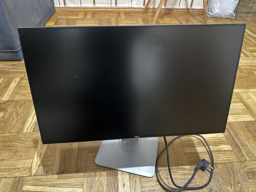 Продам монитор Dell U2419HC