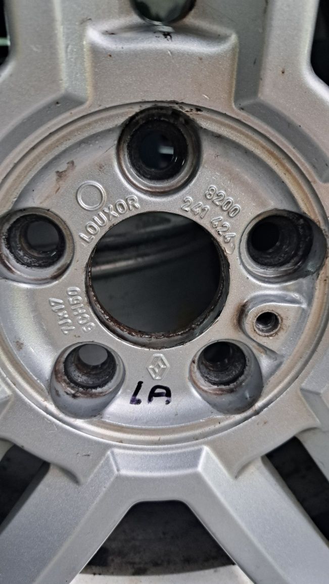 Продаю диски R17