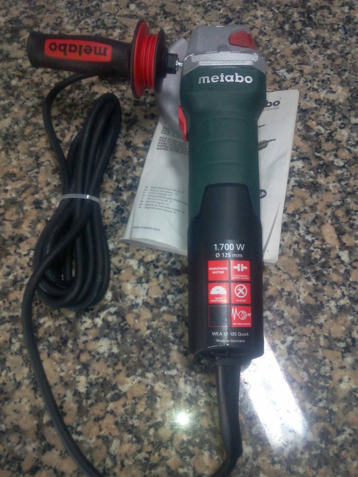 Rebarbadora profissional,1700w,nao foi utilizada ( nova )