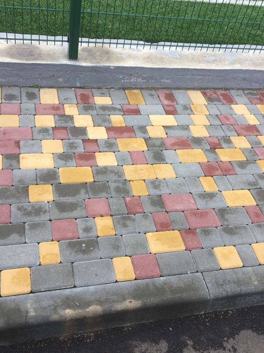 Плитка старый город, кирпич. Бордюр тротуарный