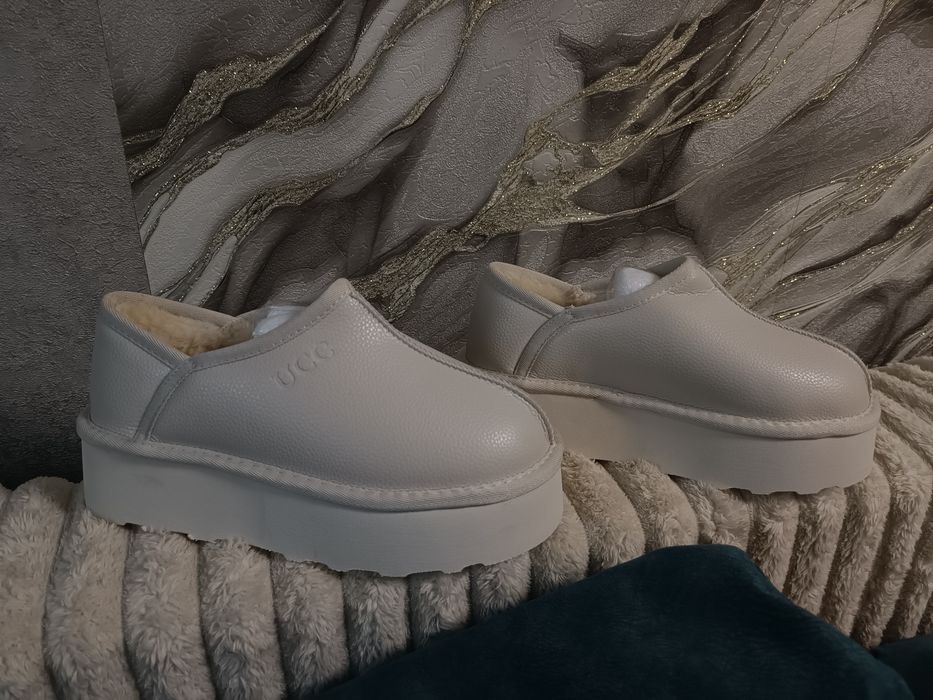 Уггі автоледі угги 36- 37 розмір натуральна шкіра