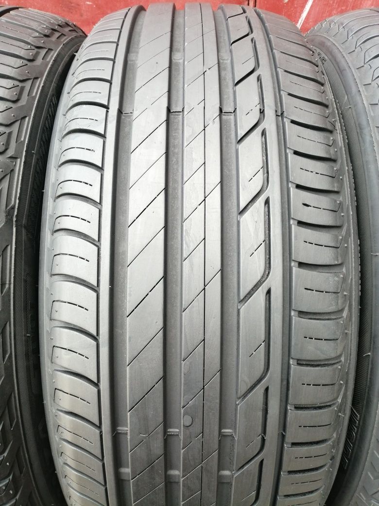 215/50/18 R18 BRIDGESTONE TURANZA T0001 4шт ціна за 1шт літо шини