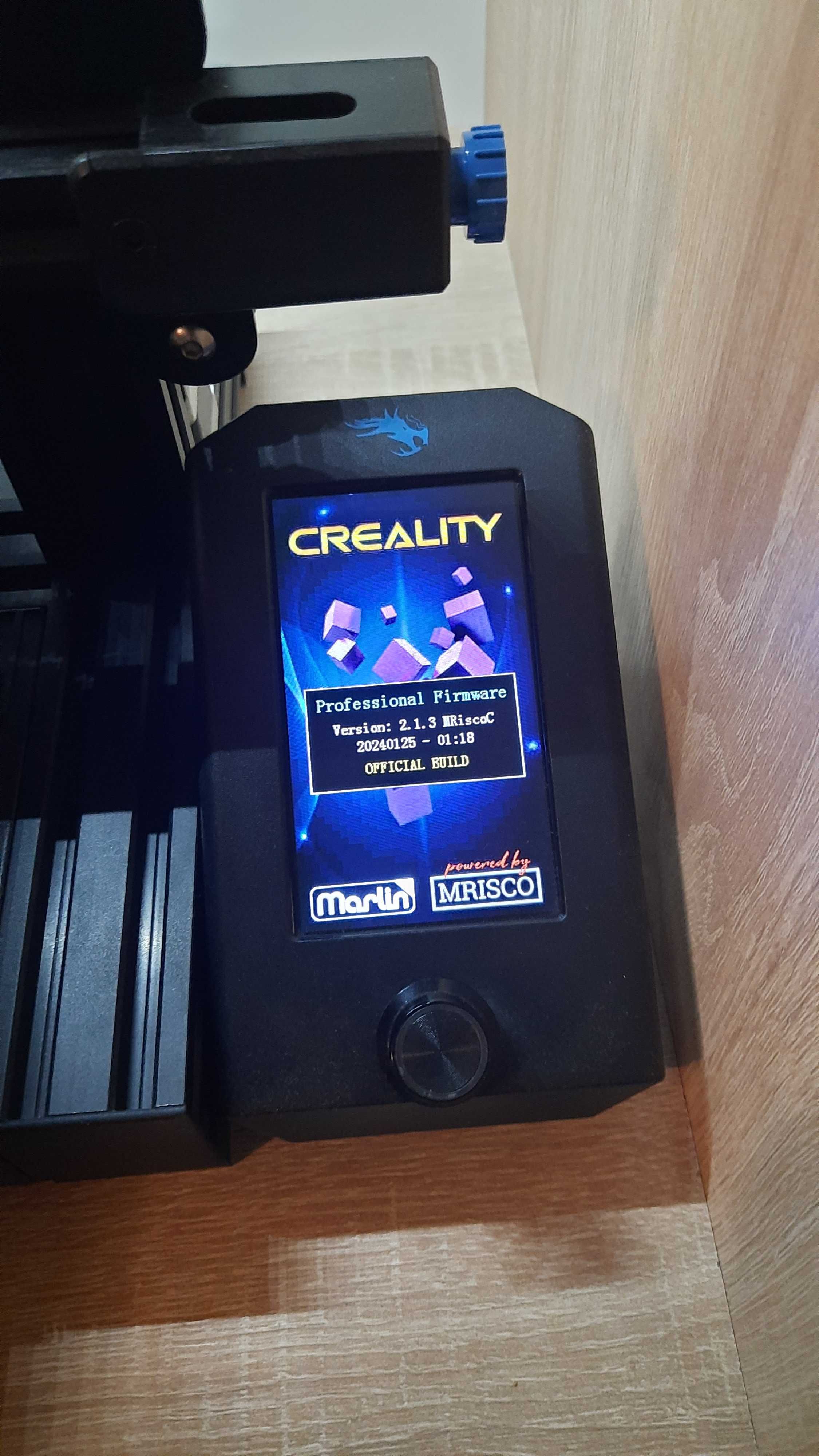 Drukarka 3d  Ender3 v2 z usprawnieniami z szafką