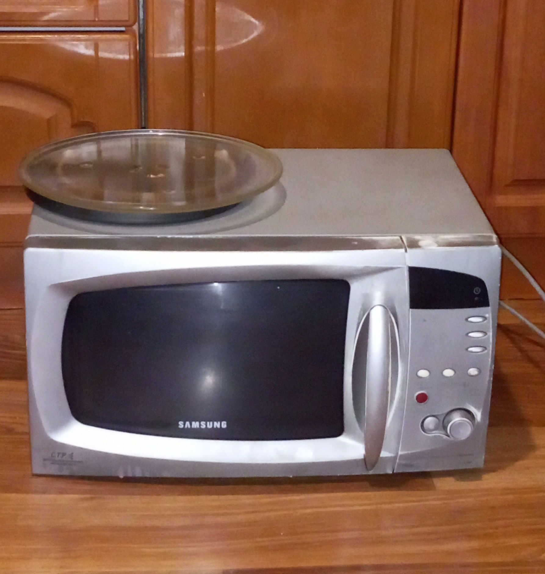 Мікрохвильова samsung