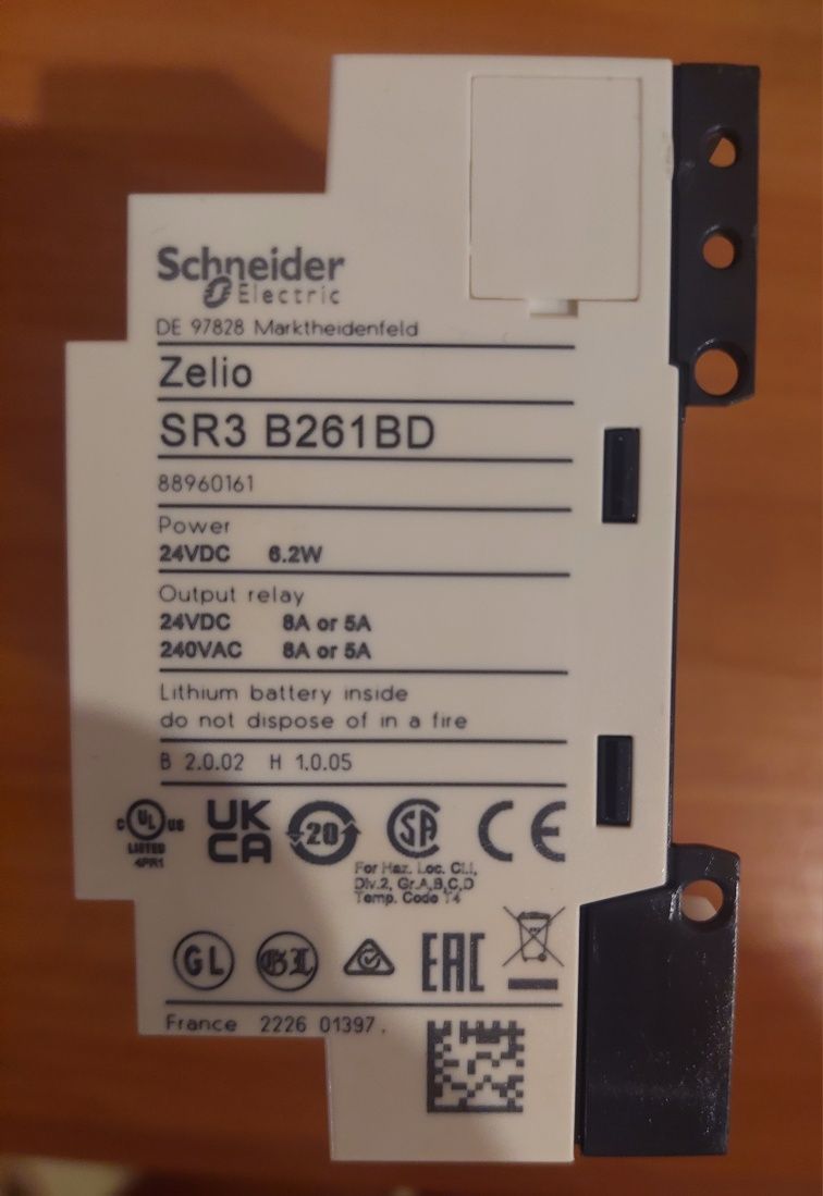 Zelio Logic SR3B261BD