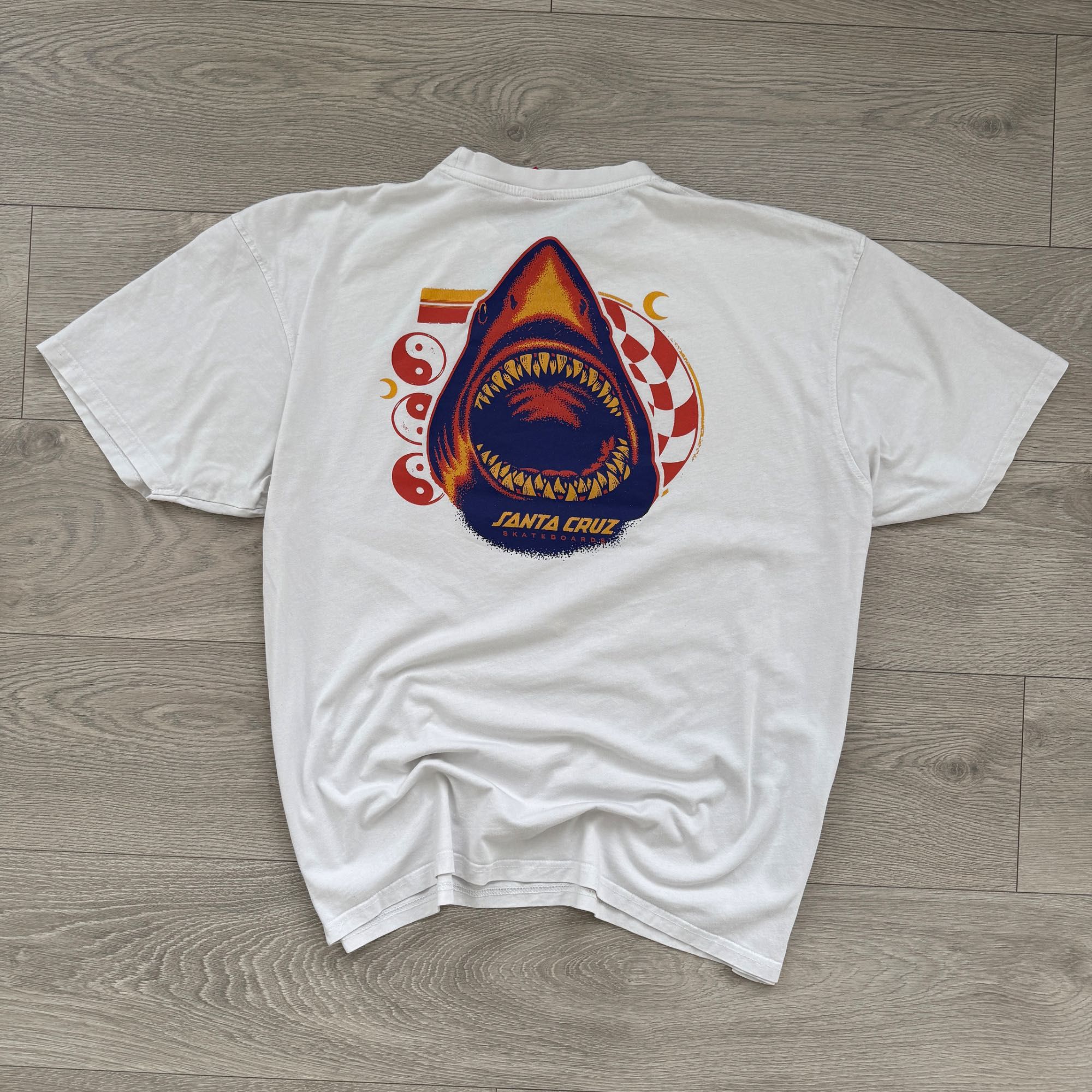 Біла Футболка Санта Круз Santa Cruz Shark Print, розмір XL, оригінал
