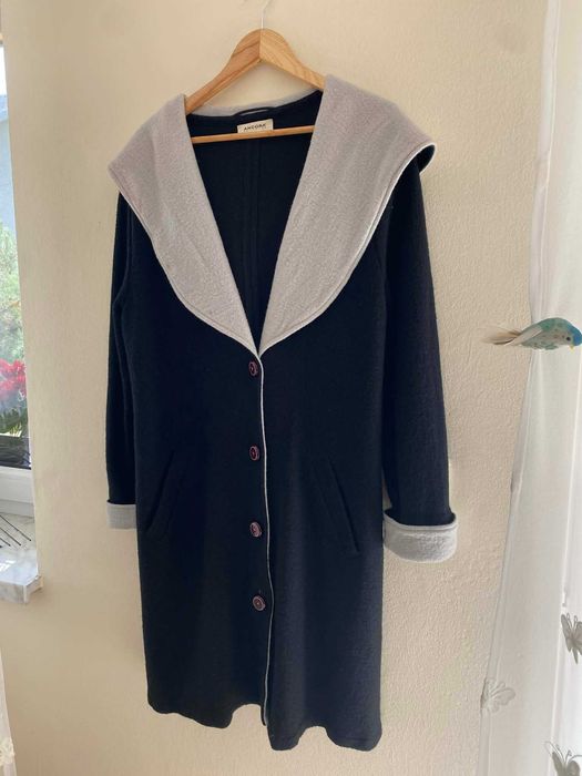 Nowy, piękny płaszcz - 100% wełny Merynos