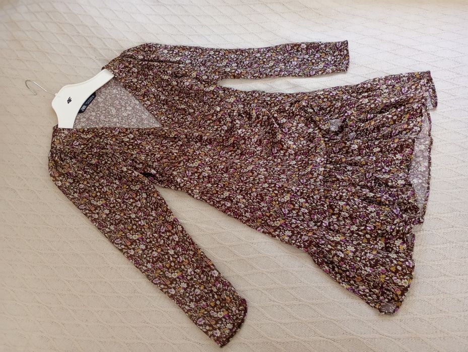 ZARA S śliczna brązowa krótka sukienka mini w kwiaty kwiatuszki