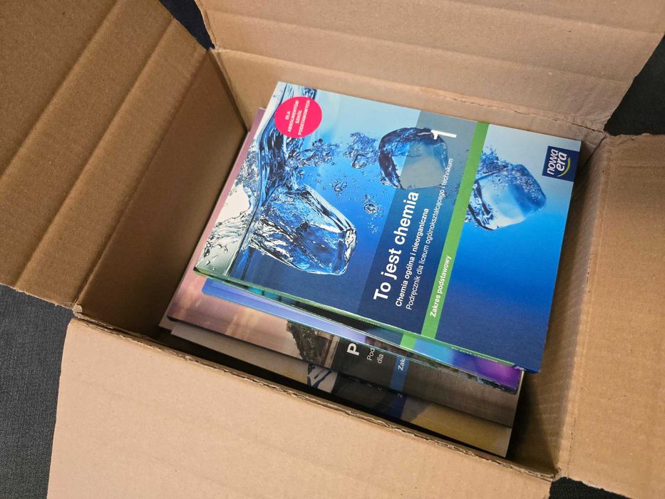 Podręczniki do 1 klasy Liceum Ogólnokształcącego Książki do LO [nowe]
