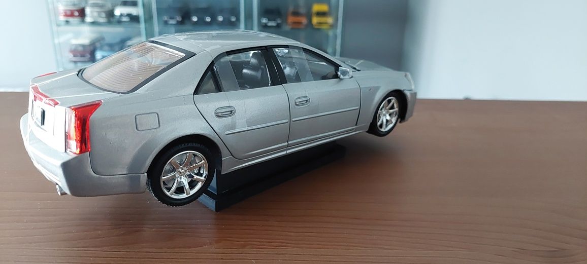 Model 1:18 Cadillac CTS V Series Ricko