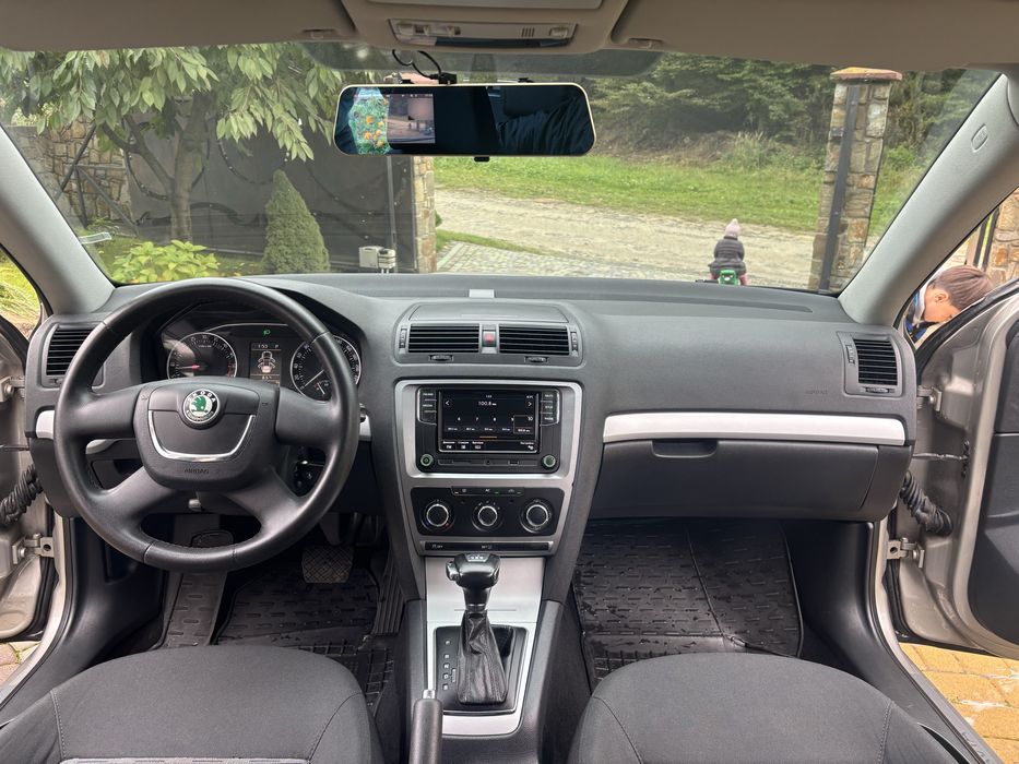 Skoda octavia 2011 (Шкода октавія) 1.6td