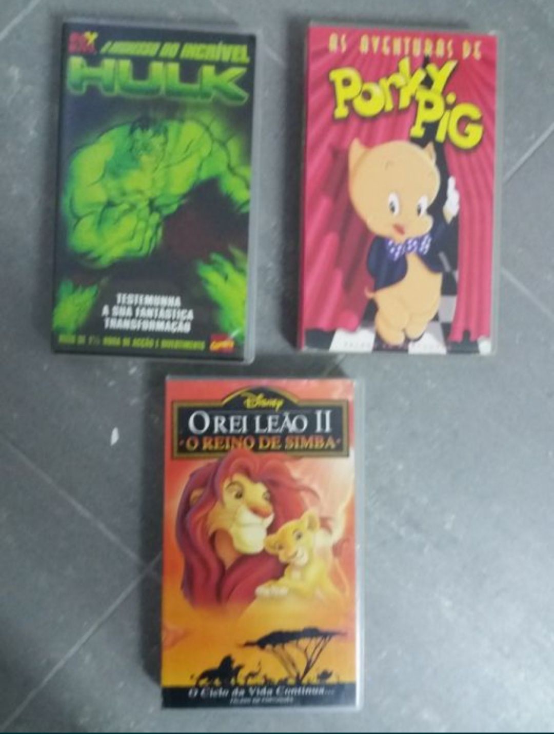 Cassete VHS desenhos animados.