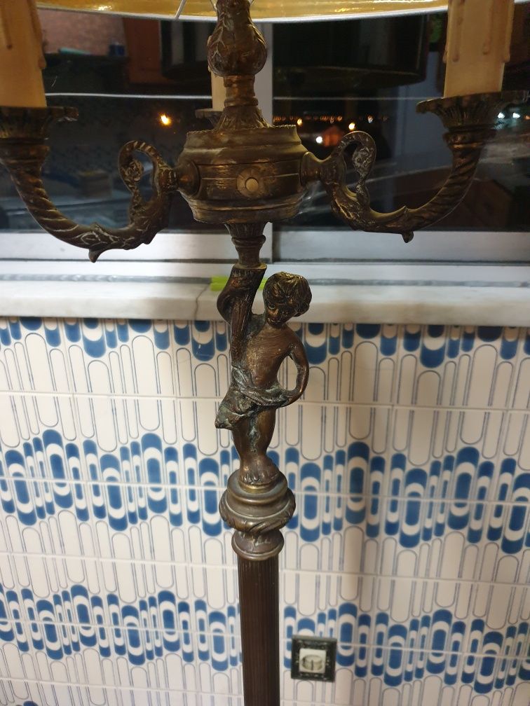 Candeeiro antigo todo em latão