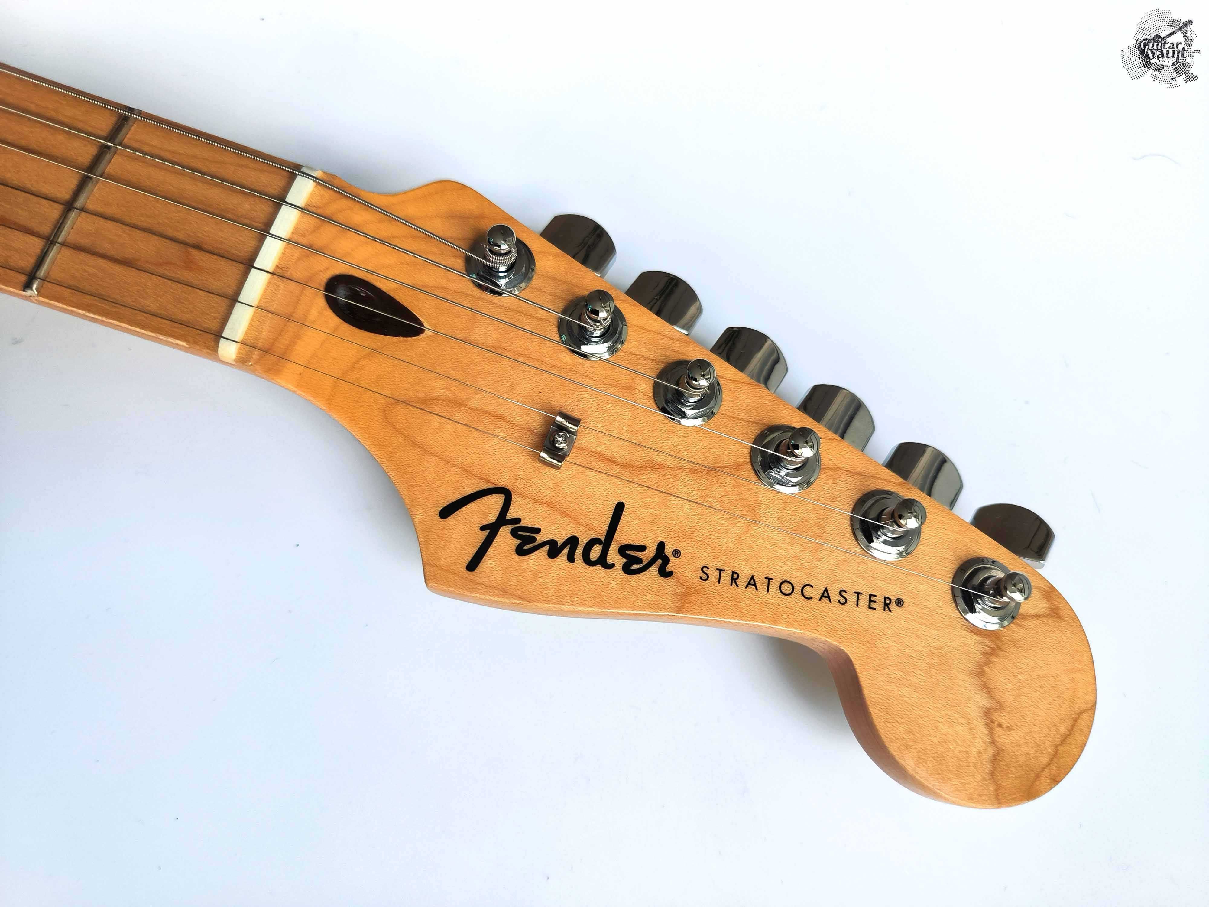 Новий Fender® Standard Stratocaster® MN '2024 Olympic White
