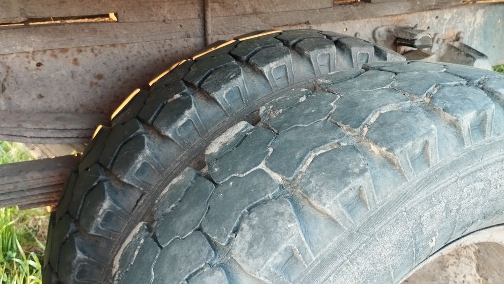 Автомобіль Газ 3307