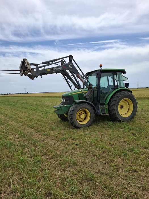 John Deere 5820 92km